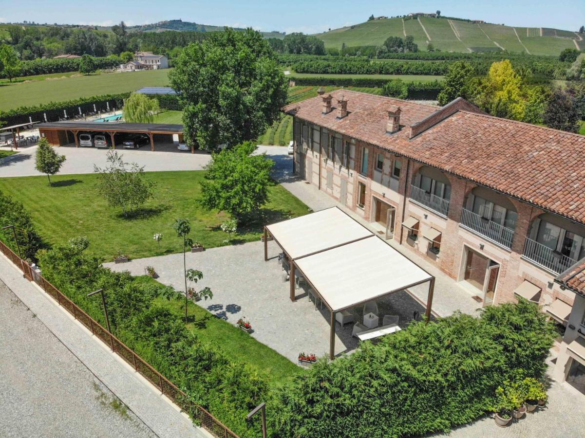 La Cascina Di Carlotta 1846 Agriturismo Alba  Bagian luar foto
