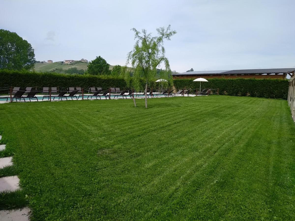 La Cascina Di Carlotta 1846 Agriturismo Alba  Bagian luar foto